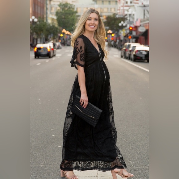 PinkBlush Maternity Cream Lace Mesh Overlay Maxi Dress, new with tag, Size S - Picture 5 of 10